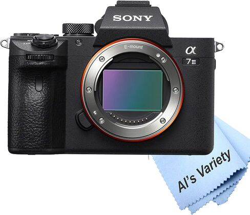 كاميرا Sony A7 III بدون مرآة (الجسم فقط) + 64 جيجابايت من الذاكرة ، والميكروفونات اللافائية اللاسلكية ، و 126 مصباح LED ، وأكثر (حزمة 22pc) (متجددة) in Kuwait