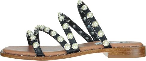 Steve Madden Women's Black Skyler Flat Sandal, 6 in Saudi Arabia