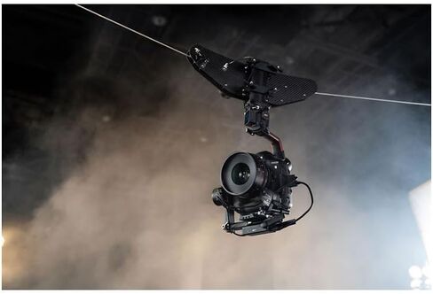 DJI RS 2-3-AXIS مثبت GIMBAL لـ DSLR والكاميرا بدون مرآة ، Nikon Sony Panasonic Canon Fujifilm ، Ronin S ، 4.5 كجم حمولة ، ألياف الكربون ، شاشة تعمل باللمس-أسود-أسود in Saudi Arabia