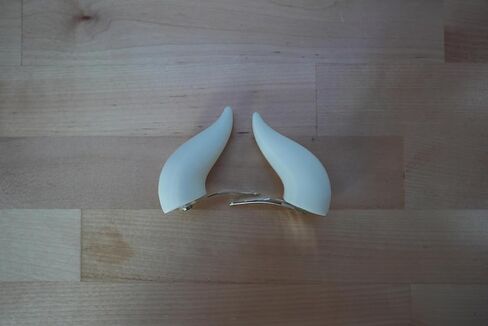 Demon Clip-on Horns (Black) in Kuwait