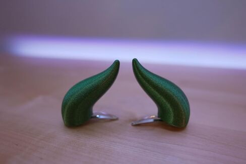 Demon Clip-on Horns (Black) in Kuwait