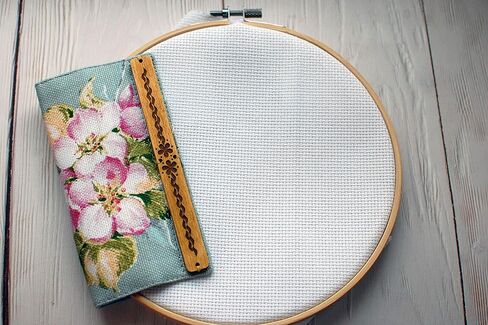 زهور حماية من الأوساخ المغناطيسية العالمية - غطاء واقي مغناطيسي مطرز لقضبان التمرير بإطار qsnap بأي حجم وحامل نمط إبرة الطوق in Kuwait