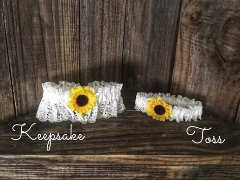 Sunflower Garter Bride Set in Saudi Arabia