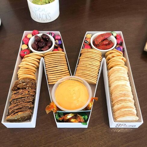 صينية على شكل حرف M من الورق المقوى لحاوية الطعام الحلوة ولوحة الفحم الورقية مع صندوق وغطاء شفاف in Kuwait