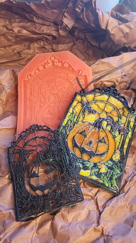 الهالوين، قالب سيليكون زجاجي ملون للحلوى، والراتنج، وموضوع القرع الآمن للطعام (جزءان) in Kuwait