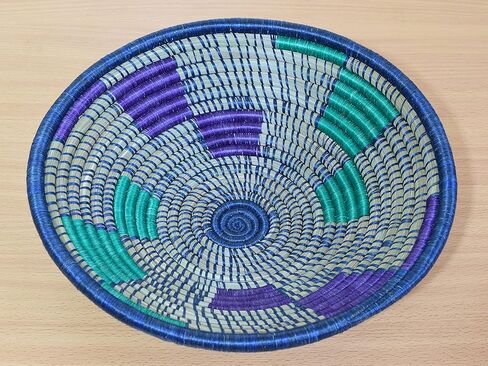 سلة أفريقية كبيرة منسوجة يدويًا - سلة من السيزال والعشب الحلو مقاس 12 بوصة - وعاء منسوج - مصنوعة يدويًا في رواندا، RB212 in Kuwait