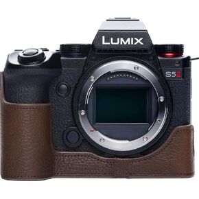 علبة كاميرا S5 II ، غلاف حقيبة حقيبة من الجلد المصنوع يدويًا من الجلد الحقيقي لـ Panasonic Lumix S5 Mark II S5II ، إصدار فتحة + حزام يدوي (القهوة) in Kuwait