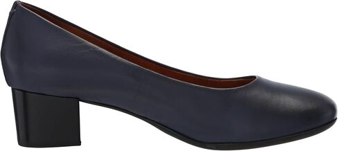 SoftWalk Women's Lynn Pump in Saudi Arabia