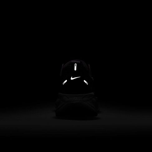 Nike Men's Vomero 18 Sneaker in Saudi Arabia