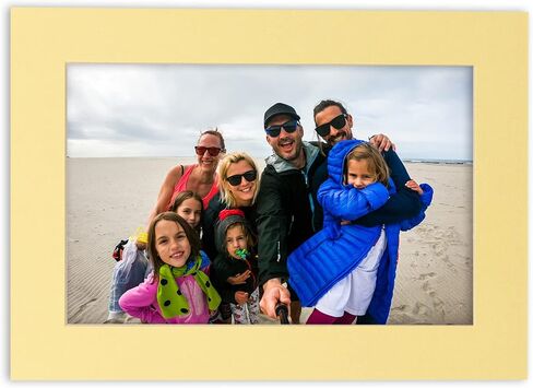 8x12 MAT Bevel Cut for 6x9 Photos - حمض الحامض الناعم الناعم الأصفر المسبق - للصور والصور والتأطير - سماكة 4 فترات in Kuwait