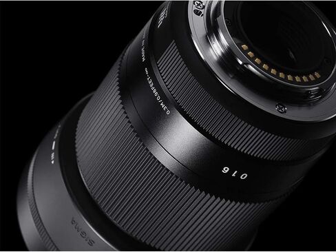 Sigma 30mm F1.4 DC DN عدسة معاصرة للكاميرات Sony E-Mountless 302965 مع حقيبة تصوير Deco Gear Backpack + UV Polarizer FLD Filter Kit and Accessories in Kuwait
