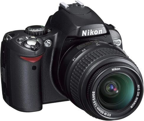 Nikon D40x 10.2mp كاميرا SLR الرقمية مع عدسة 18-55 مم f/3.5-5.6g Ed II AF-S DX Zoom-Nikkor (الطراز القديم) (متجدد) in Saudi Arabia