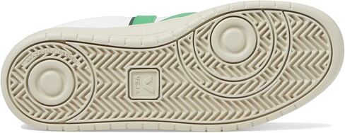 Veja Women's Urca Sneaker in Saudi Arabia