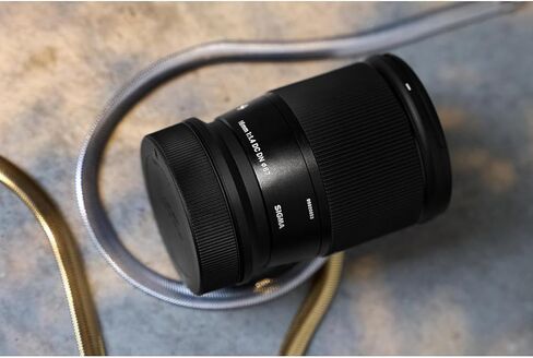 Sigma 16mm F1.4 DC DN عدسة معاصرة لـ Canon RF مع حزمة Sunshine Photo Bass - 4 سنوات ضمان الشركة المصنعة الولايات المتحدة الأمريكية in Kuwait