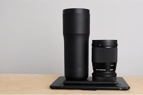 Sigma 16mm F1.4 DC DN عدسة معاصرة لـ Canon RF مع حزمة Sunshine Photo Bass - 4 سنوات ضمان الشركة المصنعة الولايات المتحدة الأمريكية in Kuwait