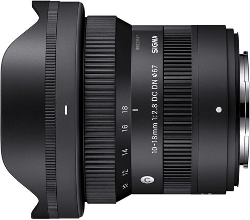 Sigma 10-18mm f/2.8 DC DN Contemporary Fujifilm X (207975) حزمة. عدسة مضغوطة وخفيفة الوزن ومثالية للصور الاحترافية وحفلات الزفاف الداخلية/في الهواء الطلق والسفر واستخدام الصور + الملحقات in Kuwait