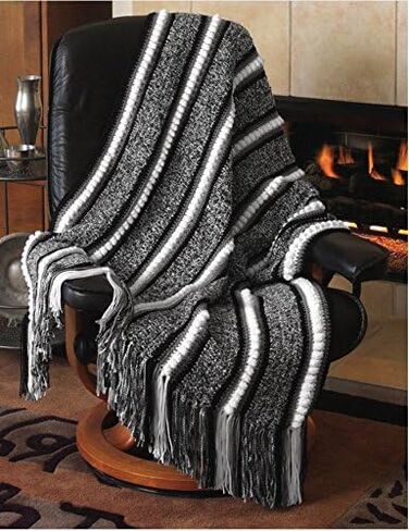 Crochet 48-Hour Afghans-12 Beautiful Designs Easy Enough to be Completed in only 48 Hours in Saudi Arabia