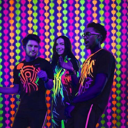 Mega-L Glow in the Dark Party Supplies ، 2 Pack Neon Party Decorations 3.3 × 6.6 FT Fuchsia ، ستائر Foil Foil Foil الأصفر والبرتقالي ، Photo Booth Prop Backdrop Streamer ، Decord Party Party Decor in Kuwait