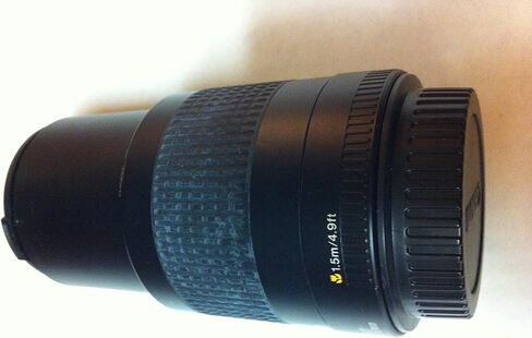 تستخدم عدسة Canon 80-200mm F4.5-5.6 II (متجددة) in Kuwait