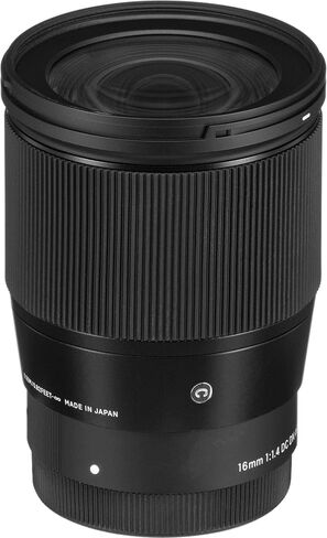 Sigma 16mm f/1.4 DC DN: (402965) عدسة معاصرة لـ Sony E + Pro Starter Bundle Kit - الإصدار الدولي in Kuwait