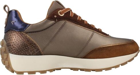 Women's Low-Top Sneaker in Saudi Arabia