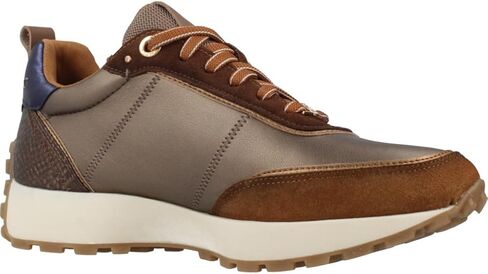 Women's Low-Top Sneaker in Saudi Arabia