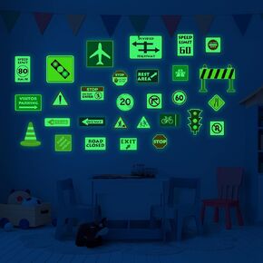 توهج في The Dark Racing Car Wall Stickers ، Truck Kids Bedrooms Wall Gercals ، Spcing موضوع ديكور جدران الشاحنة الكبيرة ، الحضانة. in Kuwait
