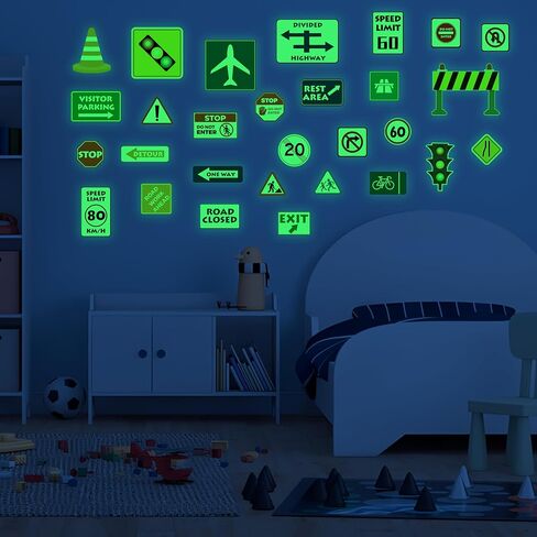توهج في The Dark Racing Car Wall Stickers ، Truck Kids Bedrooms Wall Gercals ، Spcing موضوع ديكور جدران الشاحنة الكبيرة ، الحضانة. in Kuwait