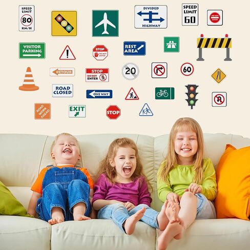 توهج في The Dark Racing Car Wall Stickers ، Truck Kids Bedrooms Wall Gercals ، Spcing موضوع ديكور جدران الشاحنة الكبيرة ، الحضانة. in Kuwait