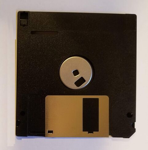 k DS/DD Floppy Disks. 720K Double Density MF2-DD. 3.5 inch diskettes. in Saudi Arabia
