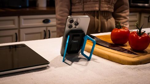 SightStand Phone Stand Mashifier with Clip-On Focus Lens-Universal Smartphone Resulter for Reading Assistance-قبضة قوية ، قابلة للتعديل ، آمنة ، متينة ، تعمل مع أي هاتف in Saudi Arabia
