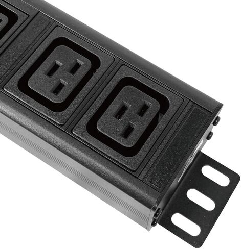 Multi Multi-Meter-Surge Protection PDU ، 240V ، L6-30p ، 30a ، 7200watts ، (6) C13 & (2) C19 Outlets ، Crypto Mining PDU ، Center Data Center PDU ، ASIC/RIGS PDU ، in Saudi Arabia