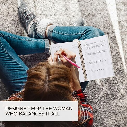 مخطط يومي مبسط 2024 - مخطط يومي جميل مقاس 7 × 10 بوصة للنساء أو الرجال مع فروق أسبوعية وشهرية لسهولة التخطيط - كتاب تقويم مثالي لتنظيم جميع المهام وتعزيز الإنتاجية in Kuwait