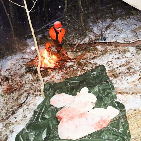 Field Dressing kit, Kill kit, Game Bags, tarp, Leak Proof Meat Bag, Paracord Rope, Nitrile Gloves, Shoulder Gloves, Flagging Tape, Large Cleaning Wipes, elk, Deer, Black in Saudi Arabia
