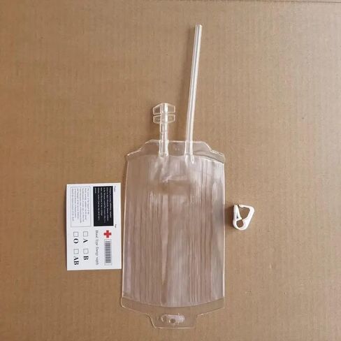 Halloween Drink Bag for Halloweeen Party，Vampire Blood Bag Decoration（1pcs） in Saudi Arabia