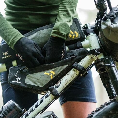 Backcountry Frame Pack Black/Grey, 2L in Saudi Arabia