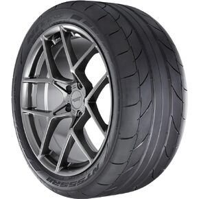 Nitto P275/60R15 107W SL NT555RII BW