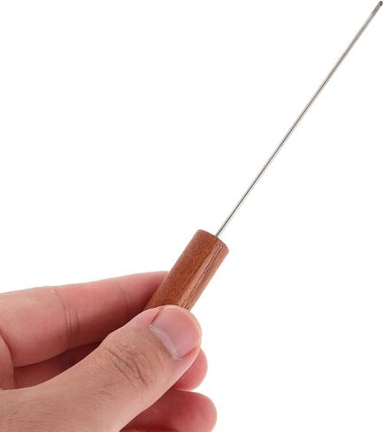 Toyvian Stainless Baiting Needle: Worm Threader أداة مقبض خشبي - إكسسوارات تزوير الكارب للمياه العذبة والمياه المالحة - معدات الصيد المحمولة in Kuwait