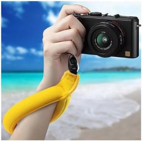 Waterproof Phone Pouch with Floating Strap – Universal Case for iPhone & Samsung – Fits up to 7" Phones – Clear PVC – 2 Pocket Design – Beach, Swim, Kayak Use in Saudi Arabia