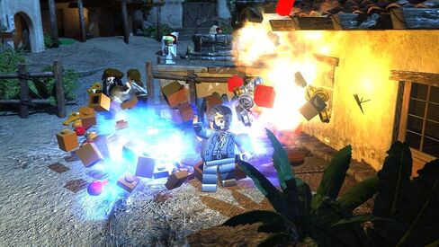 LEGO Pirates of the Caribbean - Xbox 360 (Renewed) in Saudi Arabia