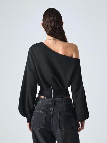 Verdusa Women's One Shoulder Long Sleeve Crop Sweatshirt Top Casual Pullovers in Kuwait