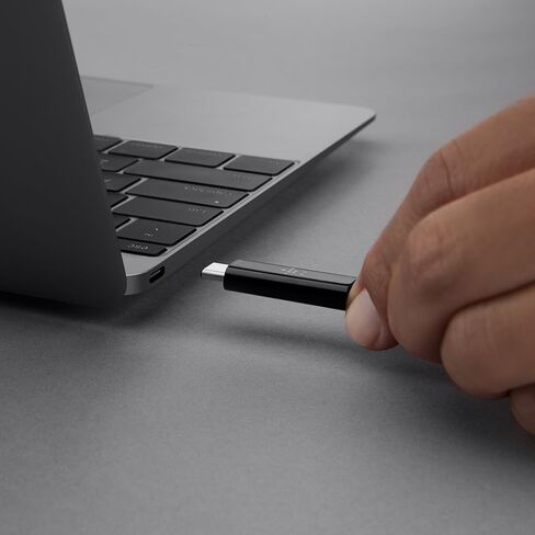 Belkin USB C Cable - Thunderbolt 3 ، 6.5 قدم/2 متر ، و USB C إلى نوع كابل USB C ، وشحن سريع يصل إلى 100 واط ، ونقل سريع يصل إلى 40 جيجابت في الثانية ، ويدعم شاشات عالية الدقة 5K Ultra HD - أسود in Saudi Arabia