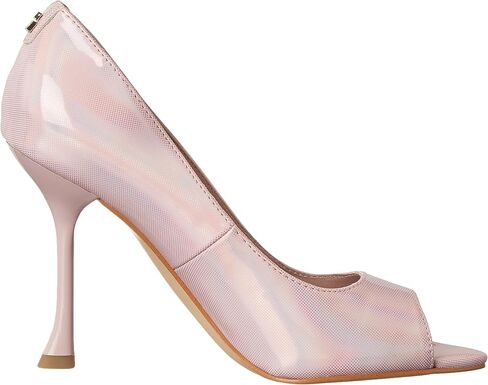 GUESS Women's Jaane Pump in Kuwait