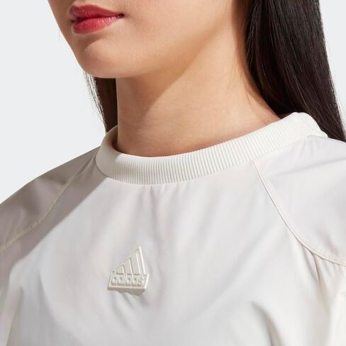 adidas womens City Escape Loose T-shirt T-Shirt in Saudi Arabia