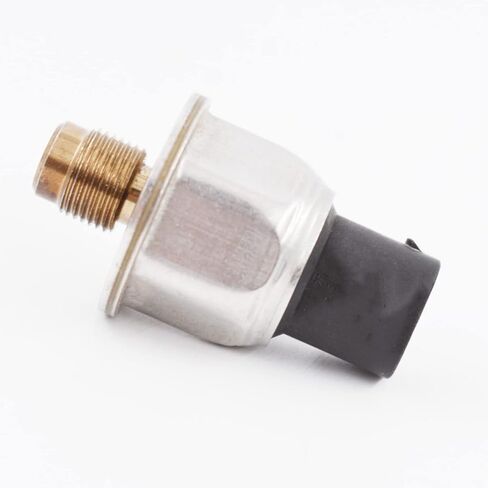 قطع غيار مستشعر ضغط سائل الفرامل الرئيسية لفورد F250 F350 F450 F550 E350 2005-2012 5140651AA BST116 5S7048 in Kuwait