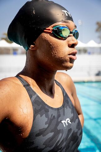 Blackhawk Non Mirrored Adult Swim Goggles in Saudi Arabia