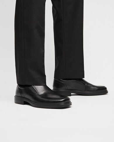 ECCO Men's Helsinki 2.0 Apron Toe Slip-on Loafer in Saudi Arabia