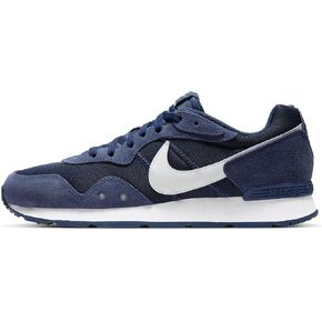 حذاء الجري Nike Mens Venture Runner Sports Wear B/W 7 Medium (D) أسود/أبيض in Saudi Arabia