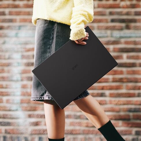 كمبيوتر محمول LG gram Pro خفيف الوزن مقاس 16 بوصة، إصدار Intel Evo مدعوم بمعالج Intel Core Ultra7 255H، NVIDIA RTX5050، Windows 11 Home، ذاكرة الوصول العشوائي 32 جيجابايت، 2 تيرابايت SSD، أسود in Kuwait