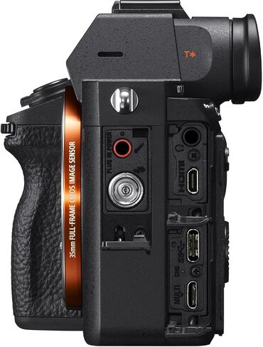 كاميرا Sony A7R IIIA بدون مرآة مع Fe 28-70mm f/3.5-5.6 و E 55-210mm f/4.5-6.3 و 420-800mm f/8 lens + 128 gb ذاكرة + بطارية إضافية + حالة كاميرا + أكثر (حزمة 26pc) in Saudi Arabia